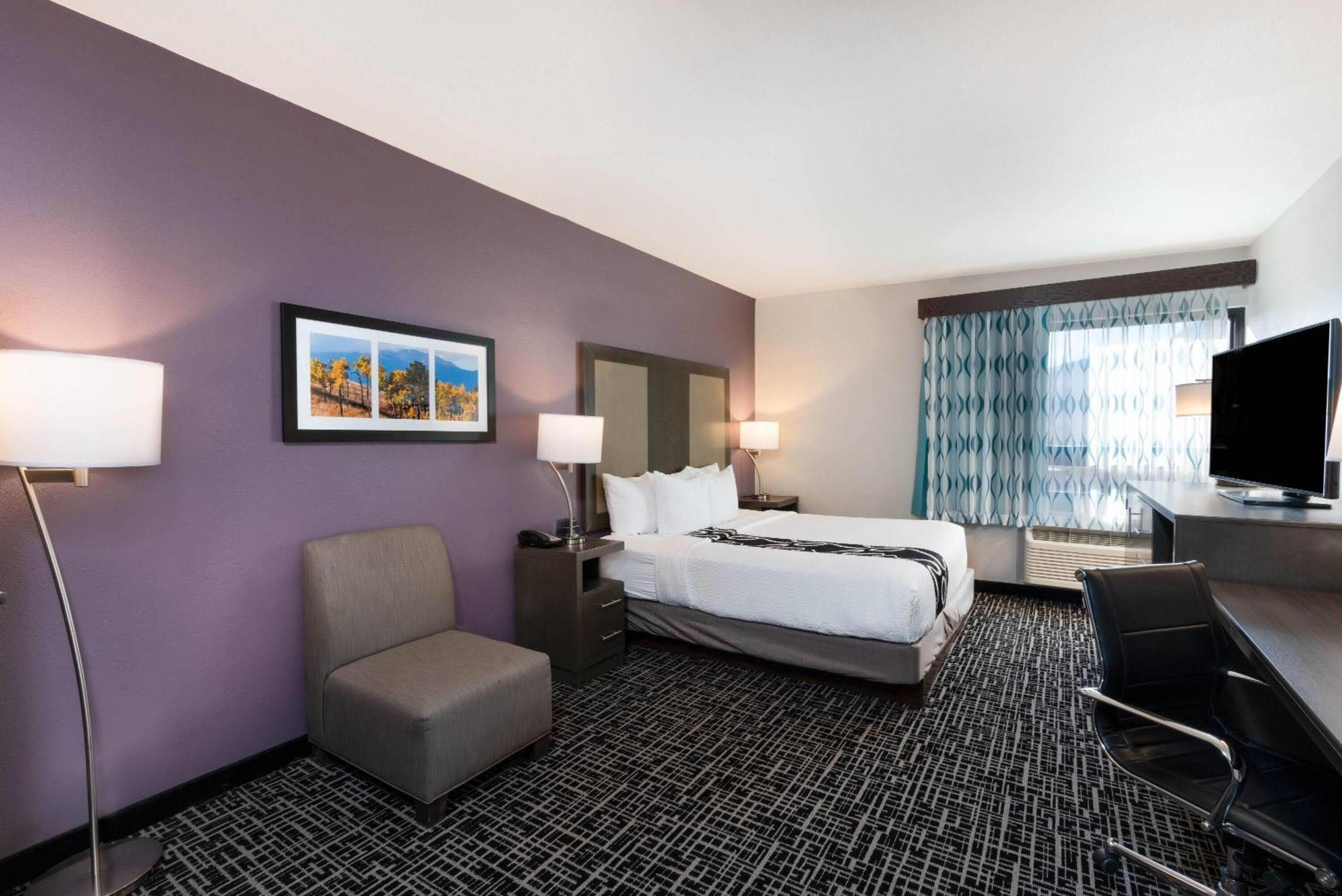 La Quinta By Wyndham Hotel